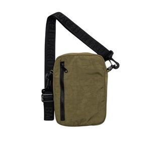 Baggu Sport Crossbody in Seaweed